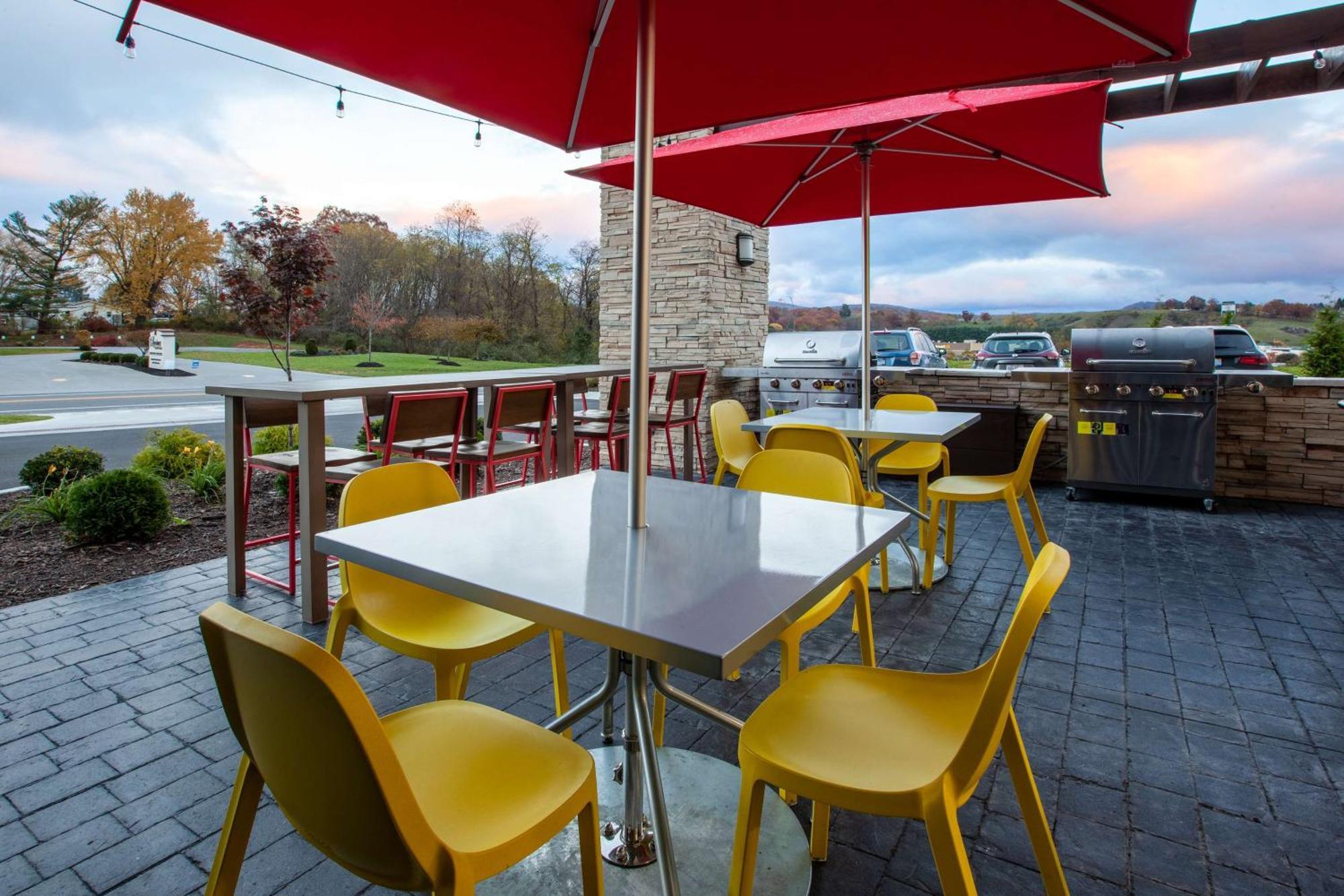 Home2 Suites By Hilton Lewisburg, Wv Экстерьер фото
